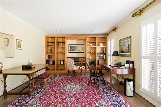 6225 Old Hickory Point, Atlanta, GA 30328