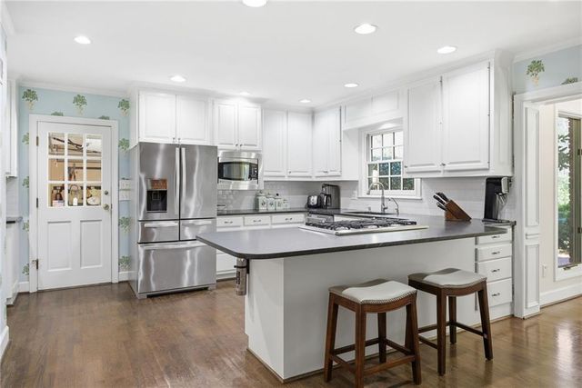 6225 Old Hickory Point, Atlanta, GA 30328