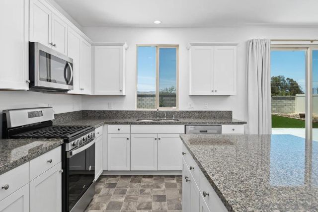 4872 Goldfinch, Hemet, CA 92545