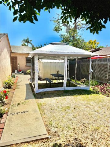 3745 E Ransom Street, Long Beach, CA 90804