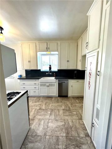 3745 E Ransom Street, Long Beach, CA 90804