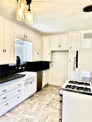 3745 E Ransom Street, Long Beach, CA 90804