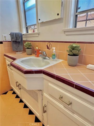 3745 E Ransom Street, Long Beach, CA 90804