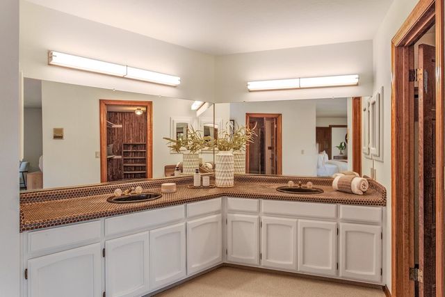 200 Todo El Mundo, Woodside, CA 94062