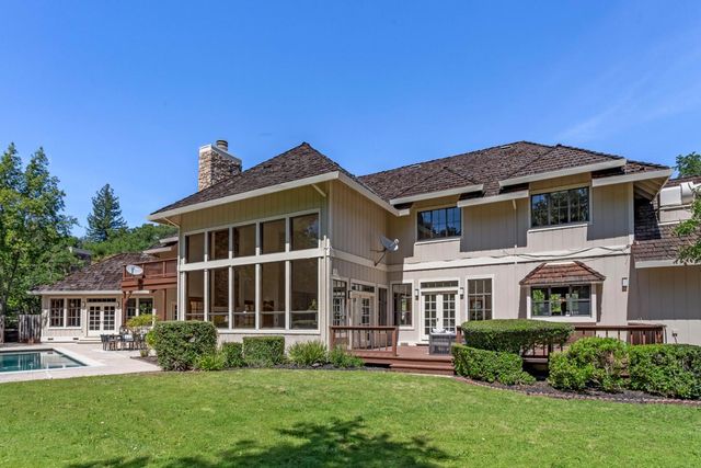 200 Todo El Mundo, Woodside, CA 94062