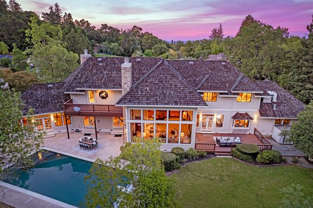 200 Todo El Mundo, Woodside, CA 94062