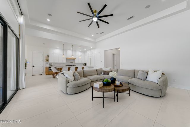 4562 N CHELSEA Drive, Buckeye, AZ 85396