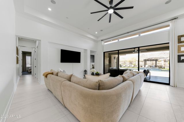 4562 N CHELSEA Drive, Buckeye, AZ 85396