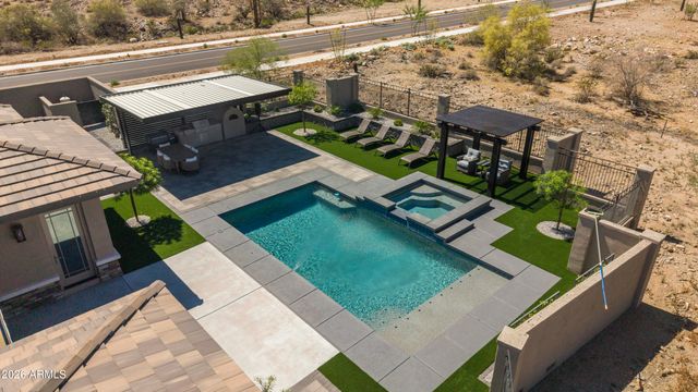 4562 N CHELSEA Drive, Buckeye, AZ 85396