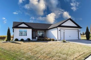 1240 BROWN Court, Washington, IL 61571