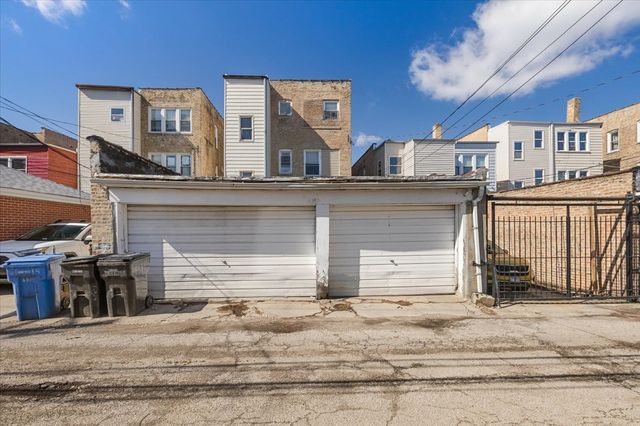 6319 N Claremont Avenue, Chicago, IL 60659