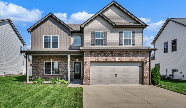 1483 Kingbird Dr, Clarksville, TN 37040