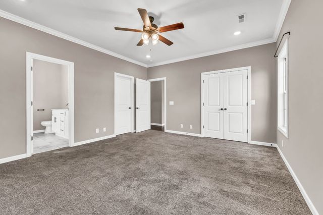 1483 Kingbird Dr, Clarksville, TN 37040