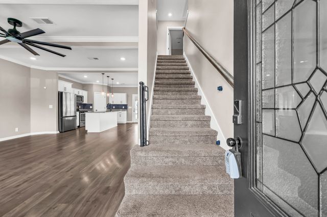1483 Kingbird Dr, Clarksville, TN 37040