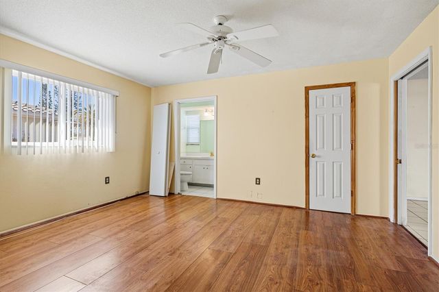 2501 CASS STREET, Sarasota, FL 34231