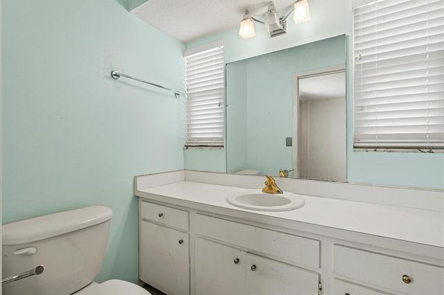 2501 CASS STREET, Sarasota, FL 34231