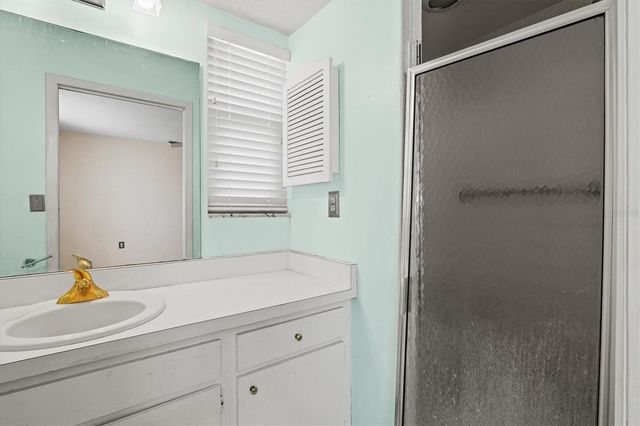 2501 CASS STREET, Sarasota, FL 34231