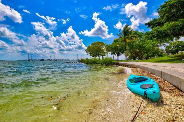 2501 CASS STREET, Sarasota, FL 34231