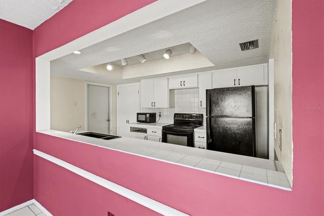 2501 CASS STREET, Sarasota, FL 34231