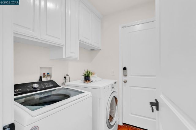 880 El Capitan Dr, Danville, CA 94526