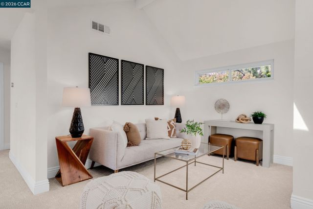 880 El Capitan Dr, Danville, CA 94526