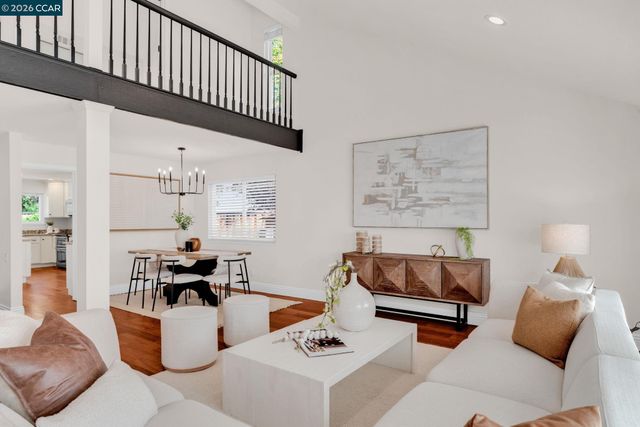 880 El Capitan Dr, Danville, CA 94526