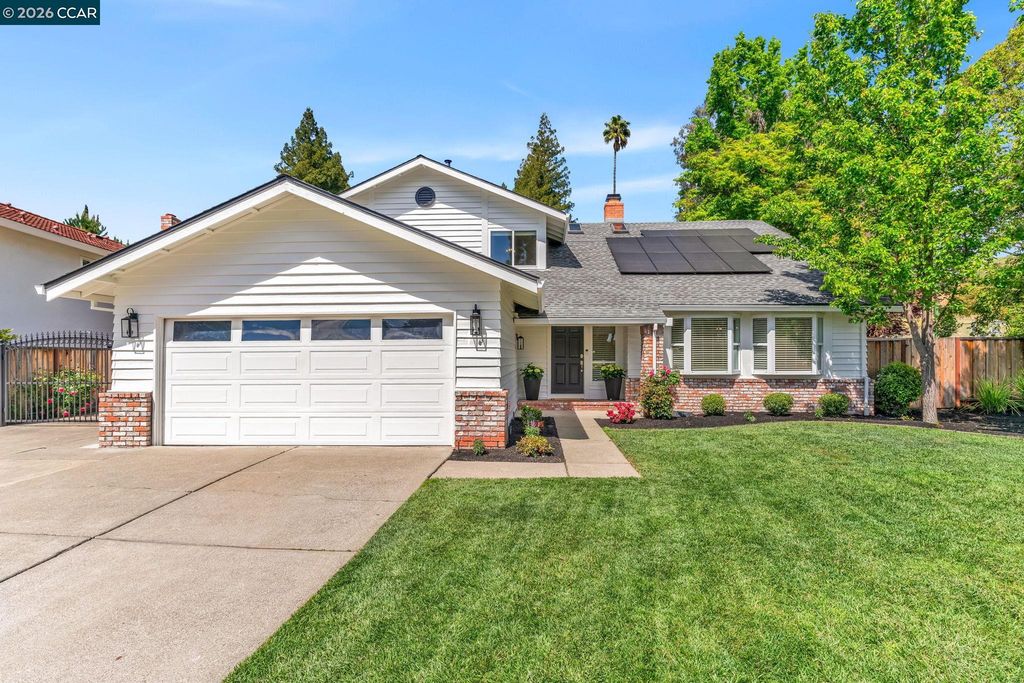 880 El Capitan Dr, Danville, CA 94526