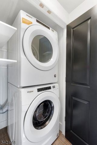 15 Main St, Clinton Twp., NJ 08801