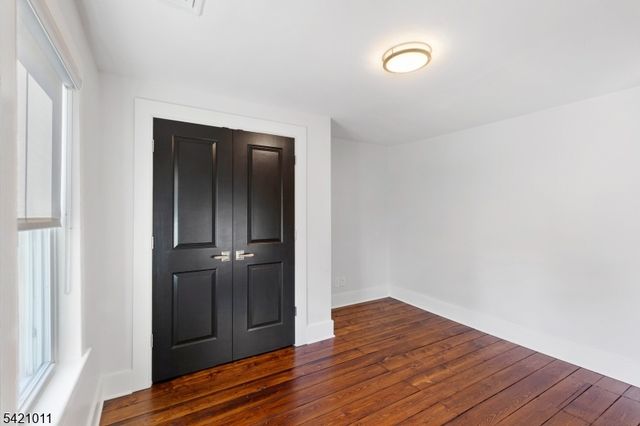 15 Main St, Clinton Twp., NJ 08801