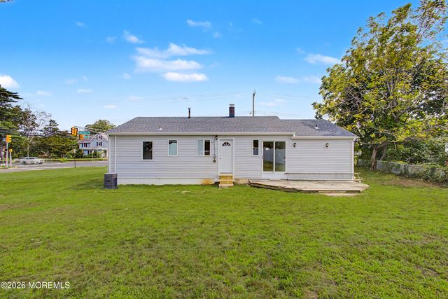 102 Cedar Grove Road, Toms River, NJ 08753