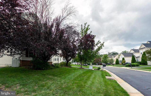 21935 WINDOVER DR, Broadlands, VA 20148