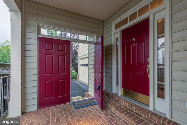 21935 WINDOVER DR, Broadlands, VA 20148