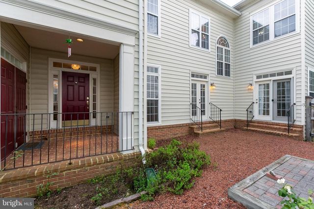 21935 WINDOVER DR, Broadlands, VA 20148