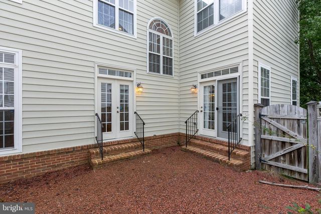 21935 WINDOVER DR, Broadlands, VA 20148