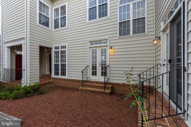 21935 WINDOVER DR, Broadlands, VA 20148