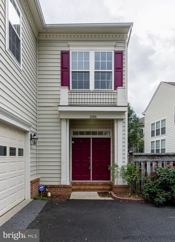 21935 WINDOVER DR, Broadlands, VA 20148