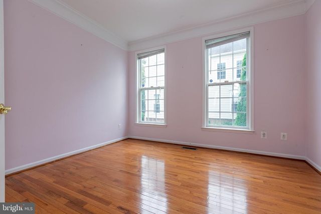 21935 WINDOVER DR, Broadlands, VA 20148