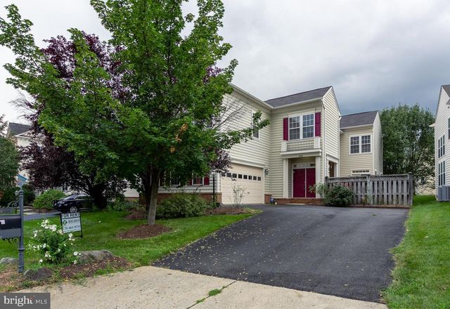 21935 WINDOVER DR, Broadlands, VA 20148