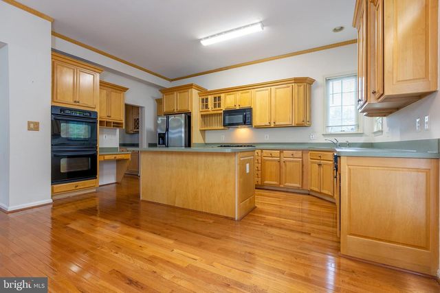 21935 WINDOVER DR, Broadlands, VA 20148