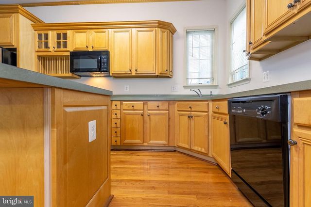 21935 WINDOVER DR, Broadlands, VA 20148