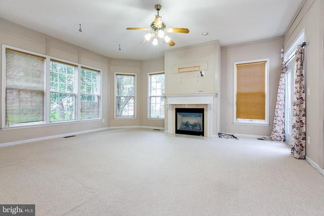 21935 WINDOVER DR, Broadlands, VA 20148