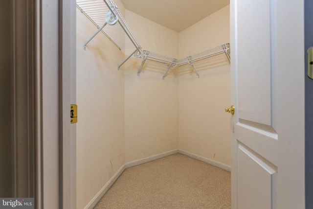 21935 WINDOVER DR, Broadlands, VA 20148