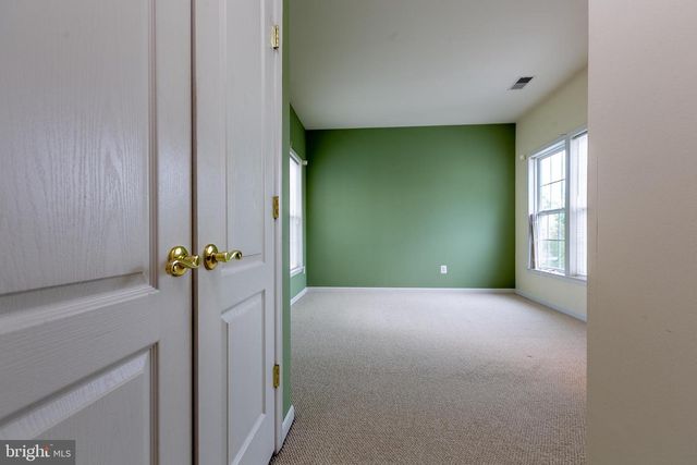 21935 WINDOVER DR, Broadlands, VA 20148