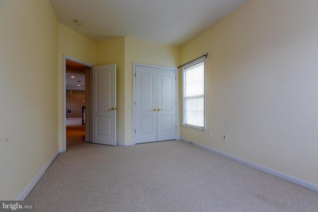 21935 WINDOVER DR, Broadlands, VA 20148