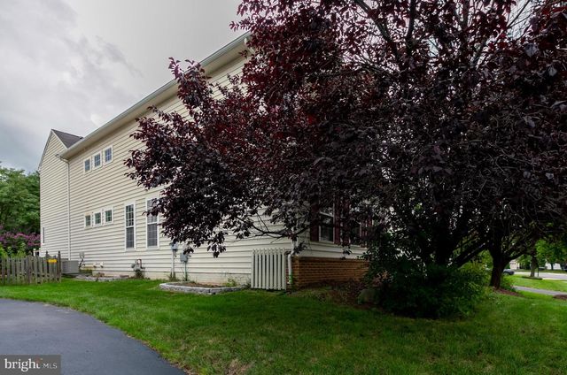 21935 WINDOVER DR, Broadlands, VA 20148