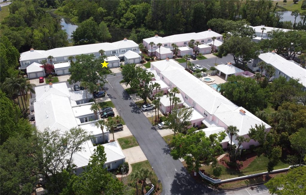 Image 4 of property listing at 4917 WALDEN CIRCLE, Orlando, FL 32811