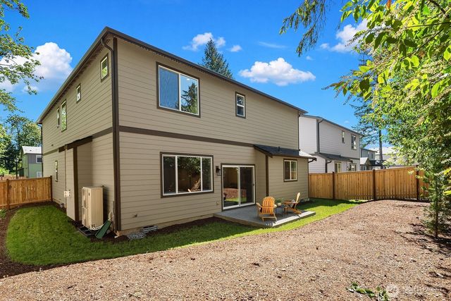 10702 SE 170th Place, Renton, WA 98055