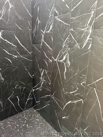 115 Stiller Avenue, Kiefer, OK 74041