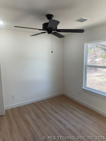 115 Stiller Avenue, Kiefer, OK 74041