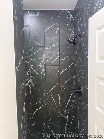 115 Stiller Avenue, Kiefer, OK 74041